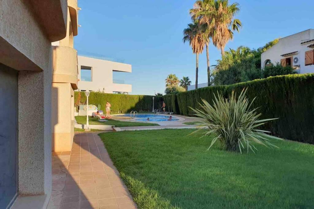 Neu Renoviertes Strandappartment Mit Meerblick Alcossebre Esterno foto